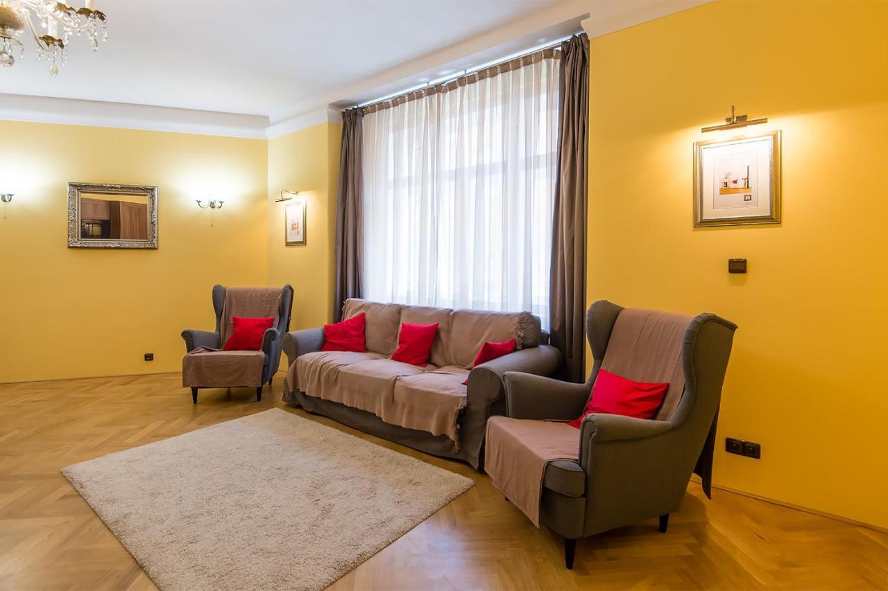 In Heart Of Prague - 2Br 2Ba Elegant Downtown Apt Exterior foto