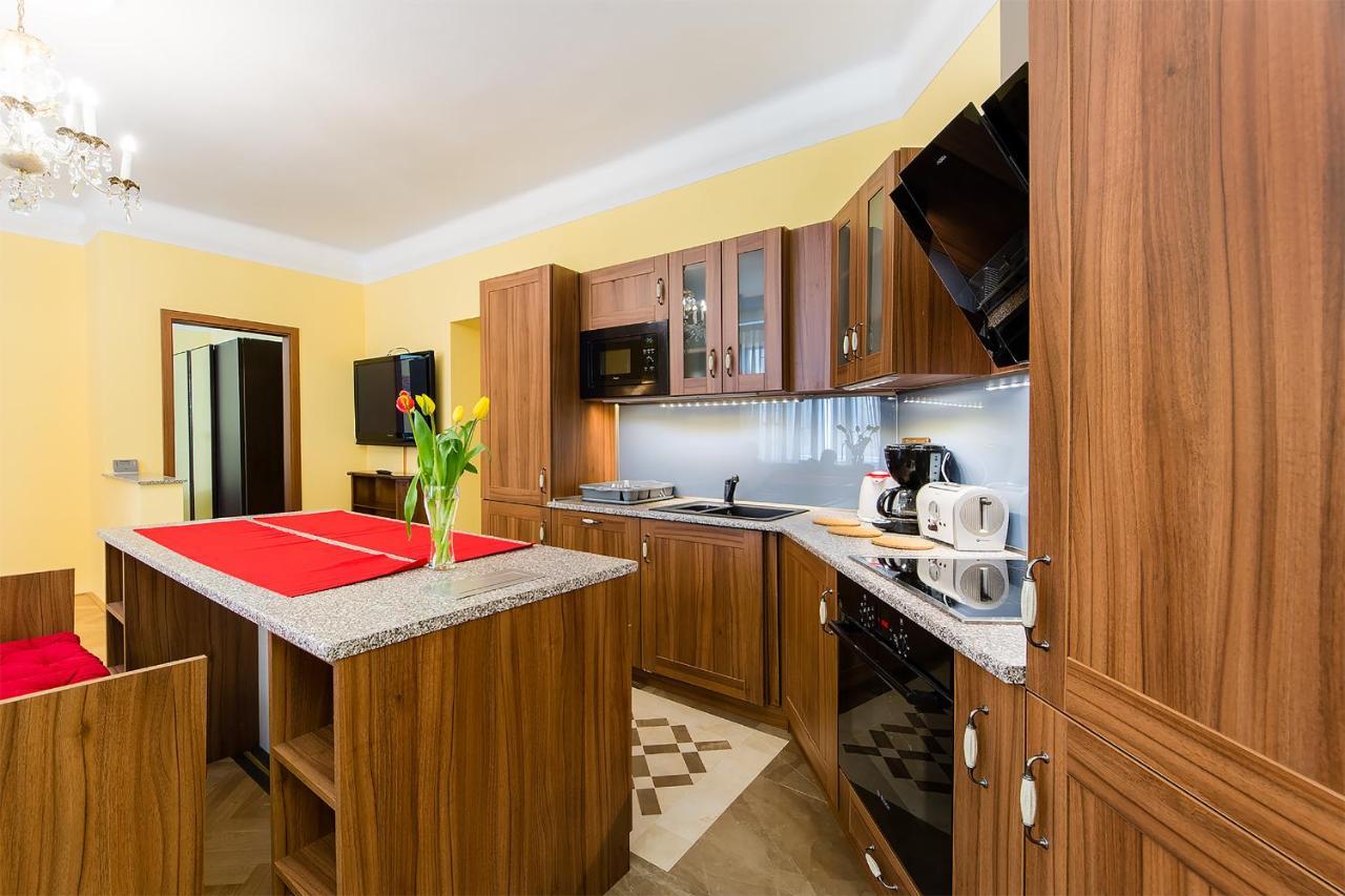 In Heart Of Prague - 2Br 2Ba Elegant Downtown Apt Exterior foto