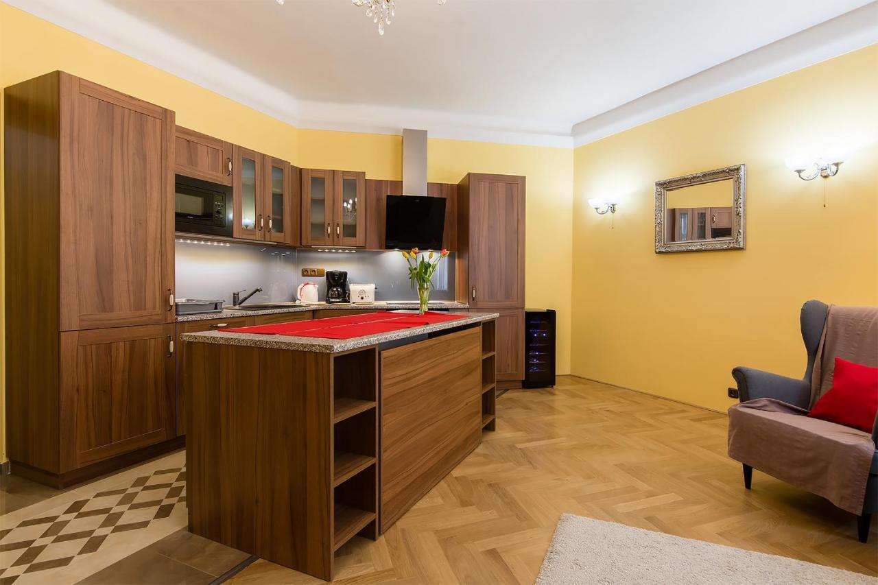 In Heart Of Prague - 2Br 2Ba Elegant Downtown Apt Exterior foto